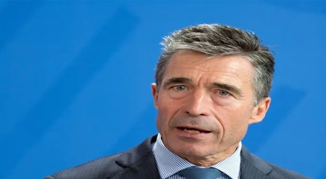 أمين عام الناتو السابق يفتح النار على المستشار الألماني شولتز: 