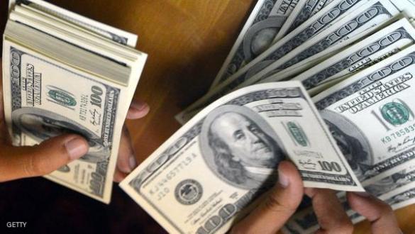 لافروف: واشنطن تقوض الثقة بالدولار