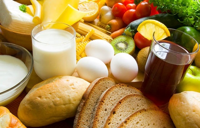 أطعمة تعودناها لا ينصح بتناولها على الريق