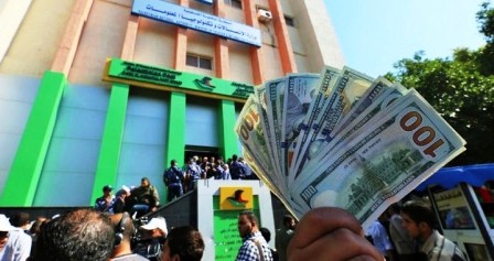 الاحتلال يقرر تجميد إرسال الأموال القطرية لغزة