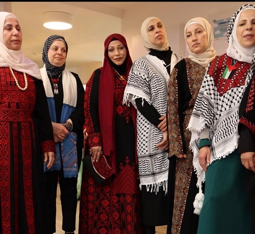 بدعوة من ملتقى النساء للاجئين برعاية pin الالمانية
