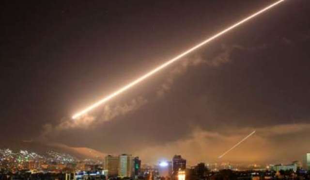 طيران الاحتلال يقصف مواقع للمقاومة في قطاع غزة
