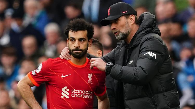 كلوب يفسر معاناة صلاح مع ليفربول