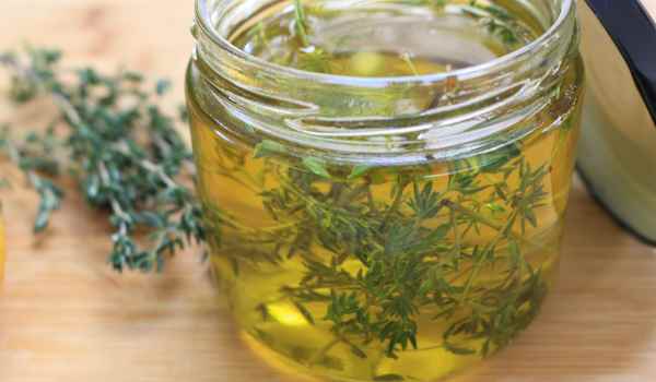 الزعتر وزيت الزيتون.. نكهة ورائحة وتخسيس