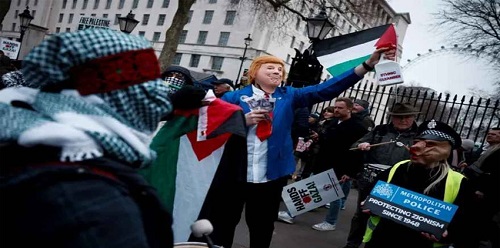 الآلاف يتظاهرون في لندن ضد خطة ترامب: 